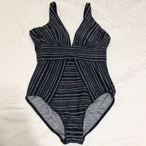 Miraclesuit Odyssey One Piece Swimsuit Womens 14 Slimming Printed Black Cruise